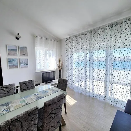 Διαμέρισμα Perla *