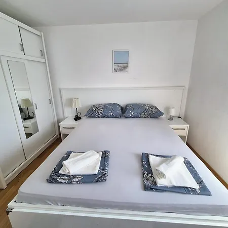 Perla Apartment Dinjiska